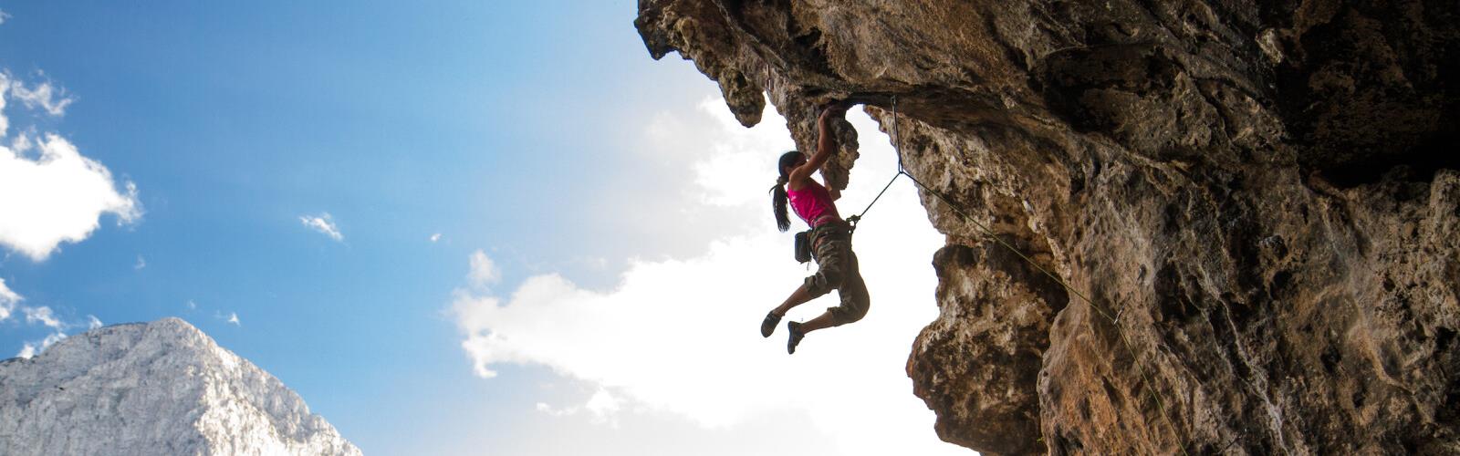 Tix.is Climbing Iran