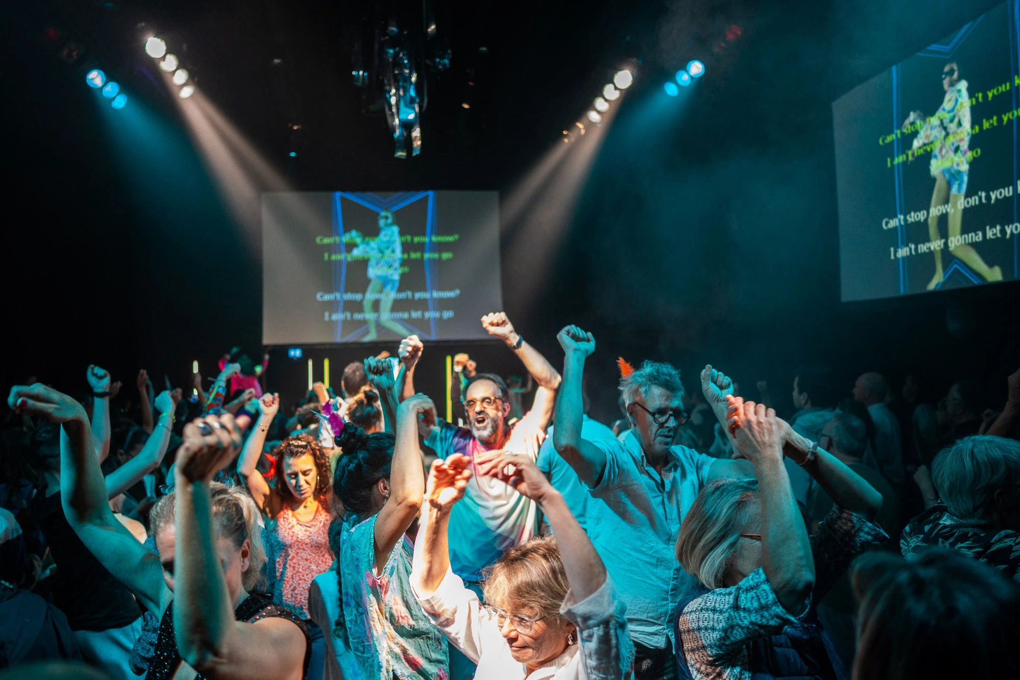 Bilde for arrangement CODA: Collectif ÈS - Karaodance