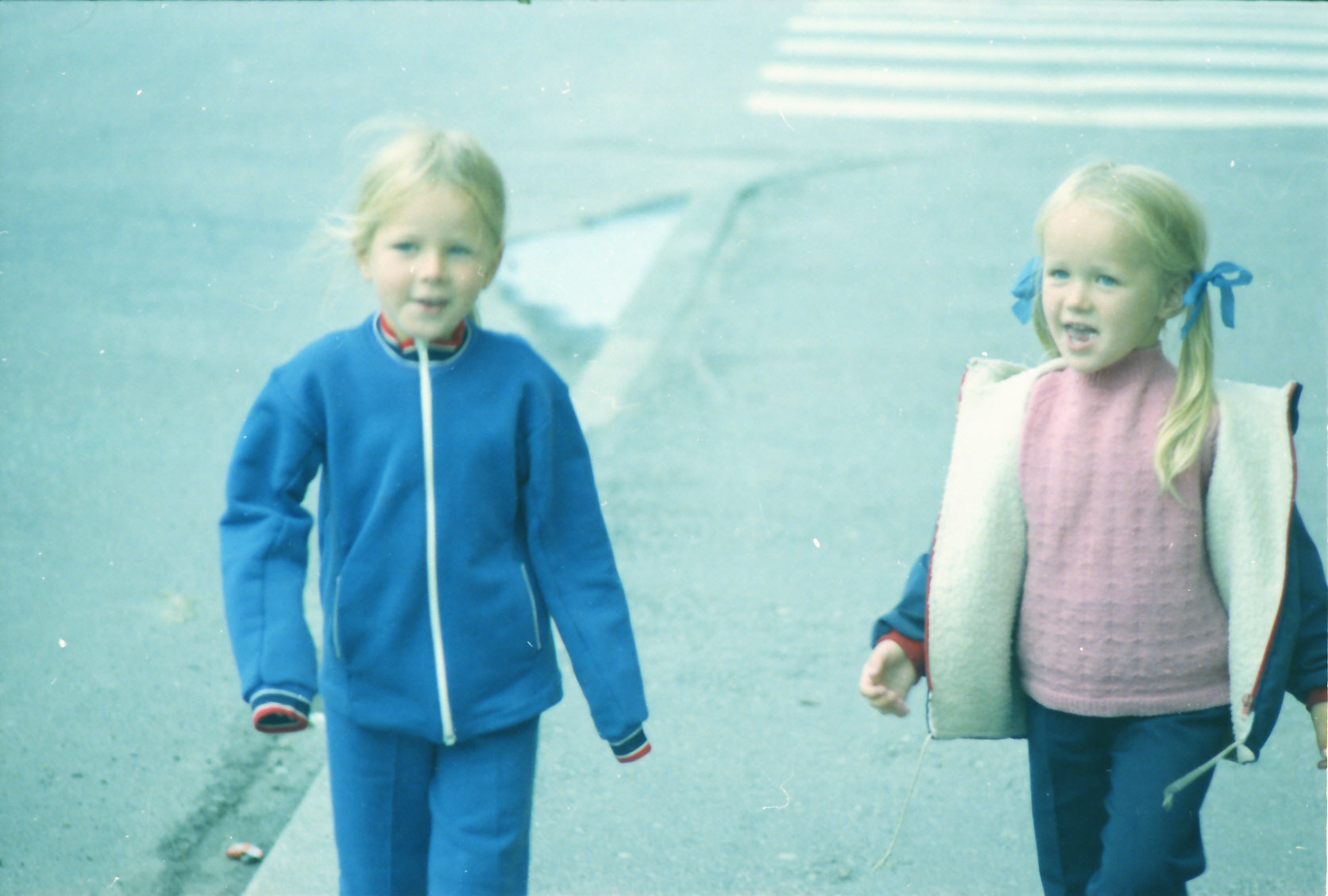 Bilde for arrangement Haugen Produksjoner - Søstre til evig tid