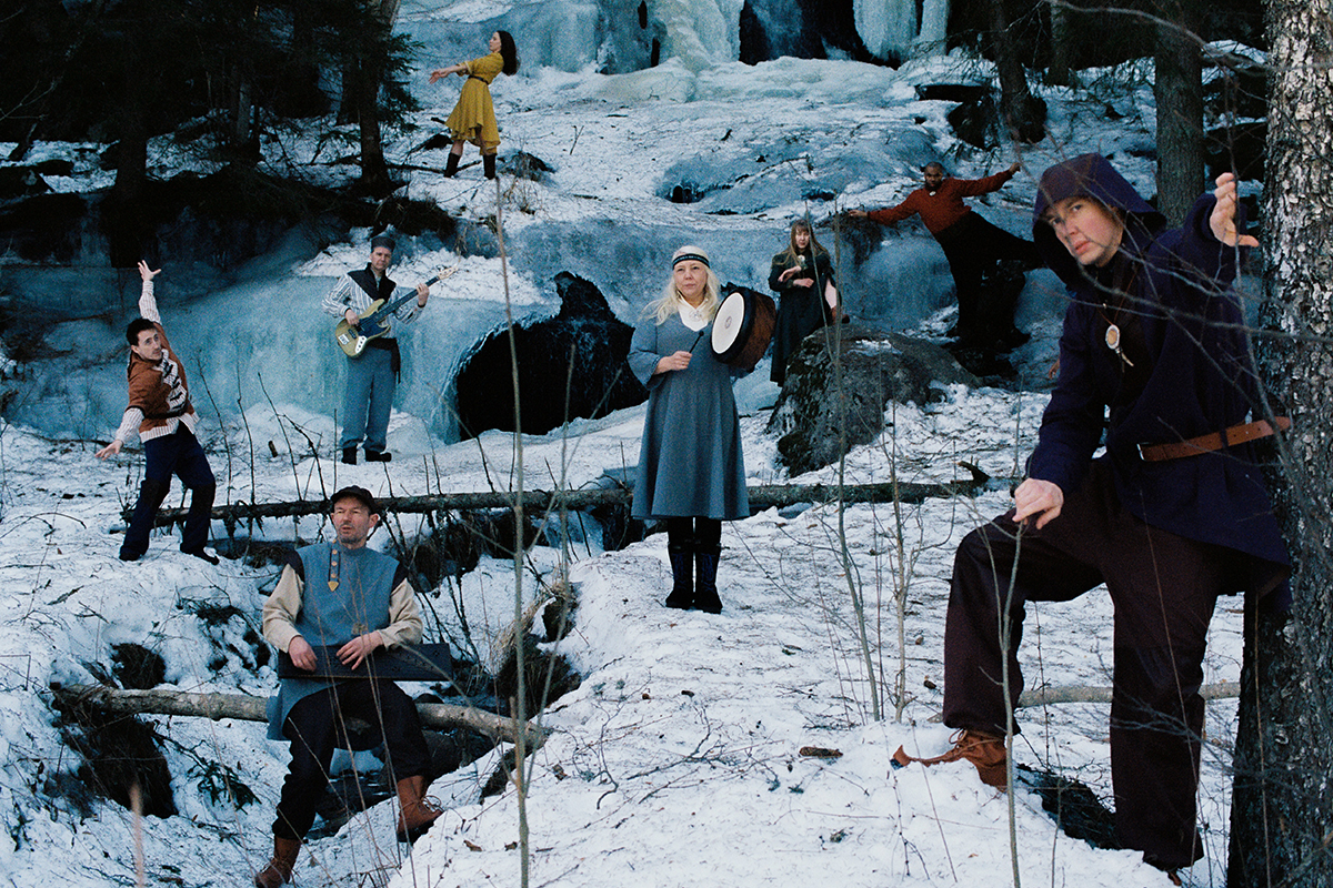 Bilde for arrangement Karhutanssi Dance Company - Vaimovoima