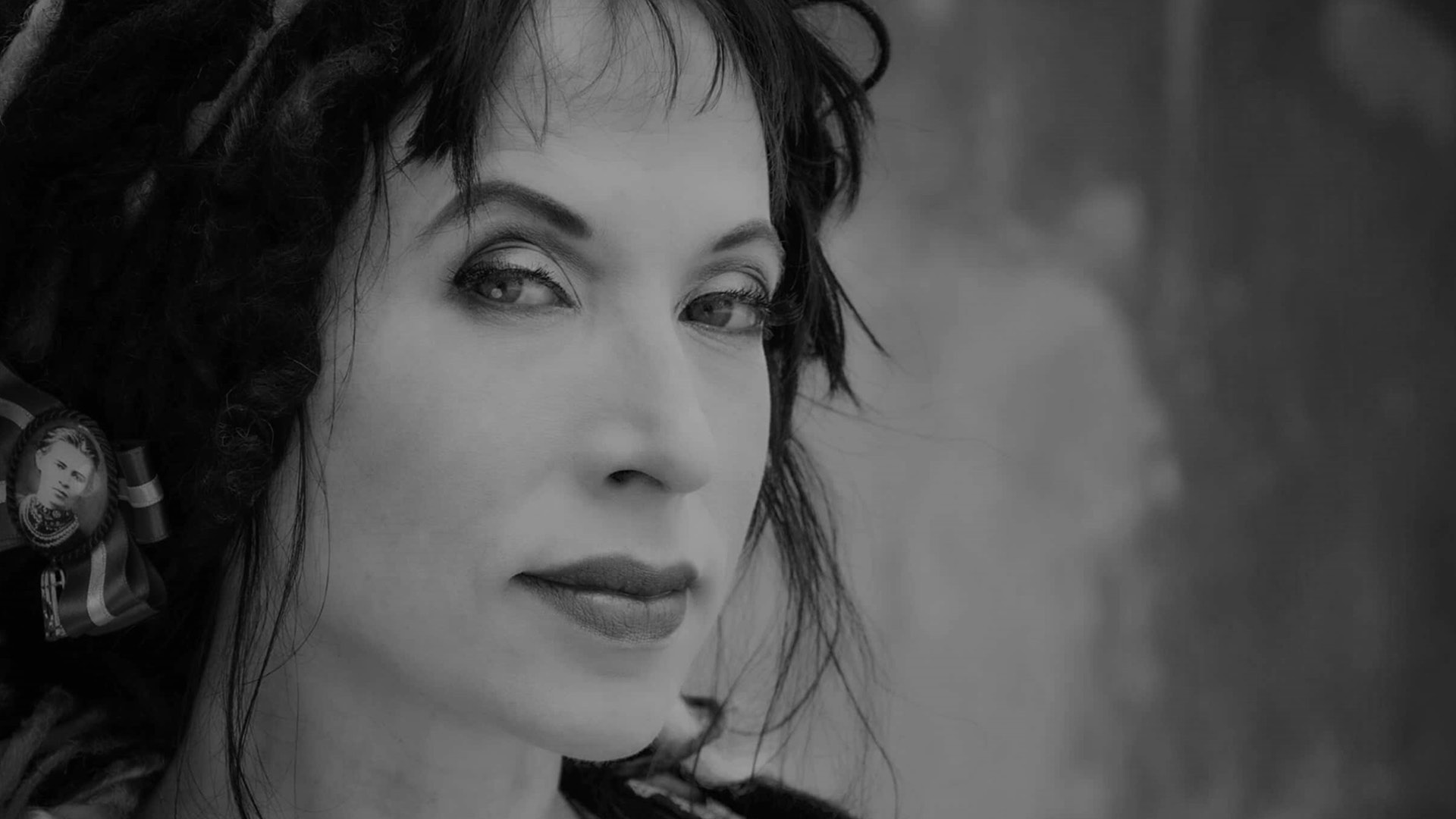 LiS: Putin's war on women with Sofi Oksanen