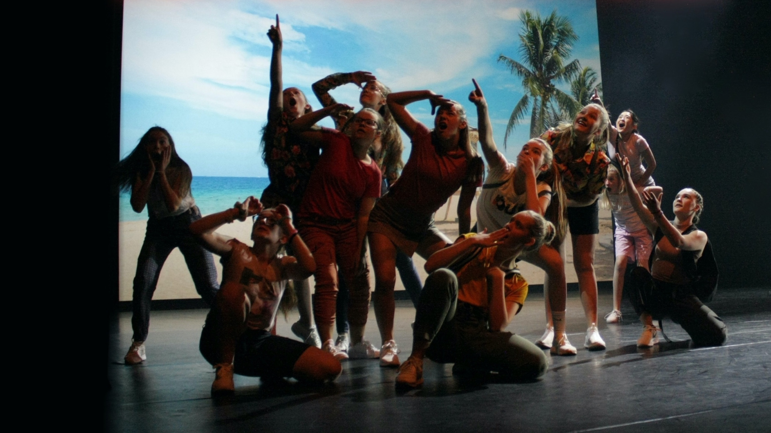 Skien Ballett og Dansesenter: Den store reisen