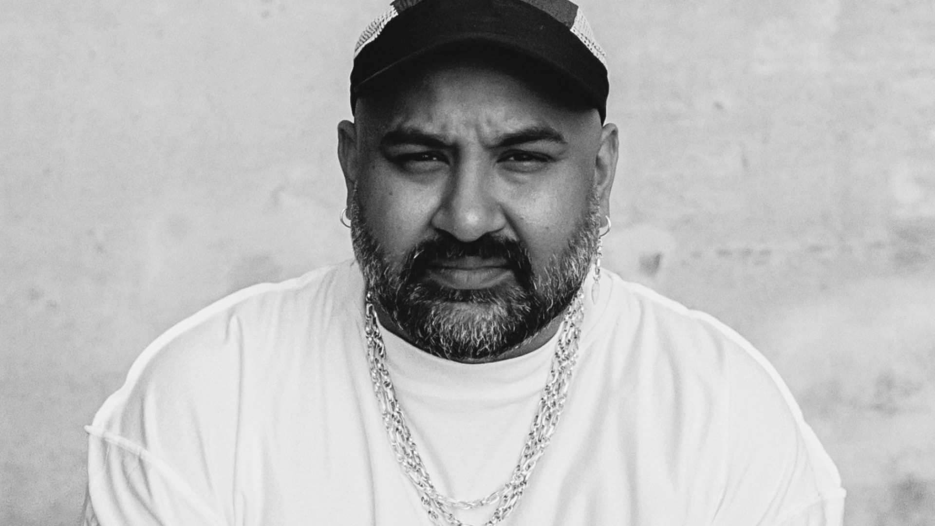 Lis: Appelsinia festivalkro med Aaon Raza Naqvis